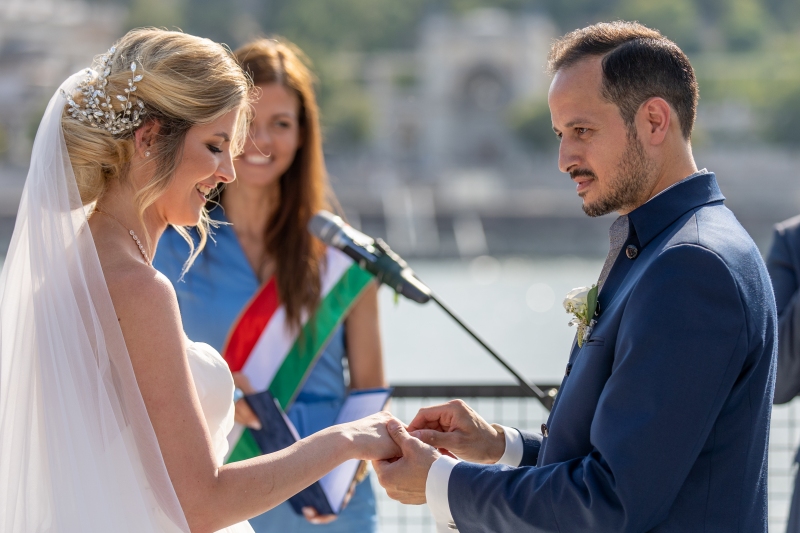 Hungarian-Lebanese wedding | Klaudia and Wassim's Hungarian-English ceremony | BOATanic Terrace&Bar