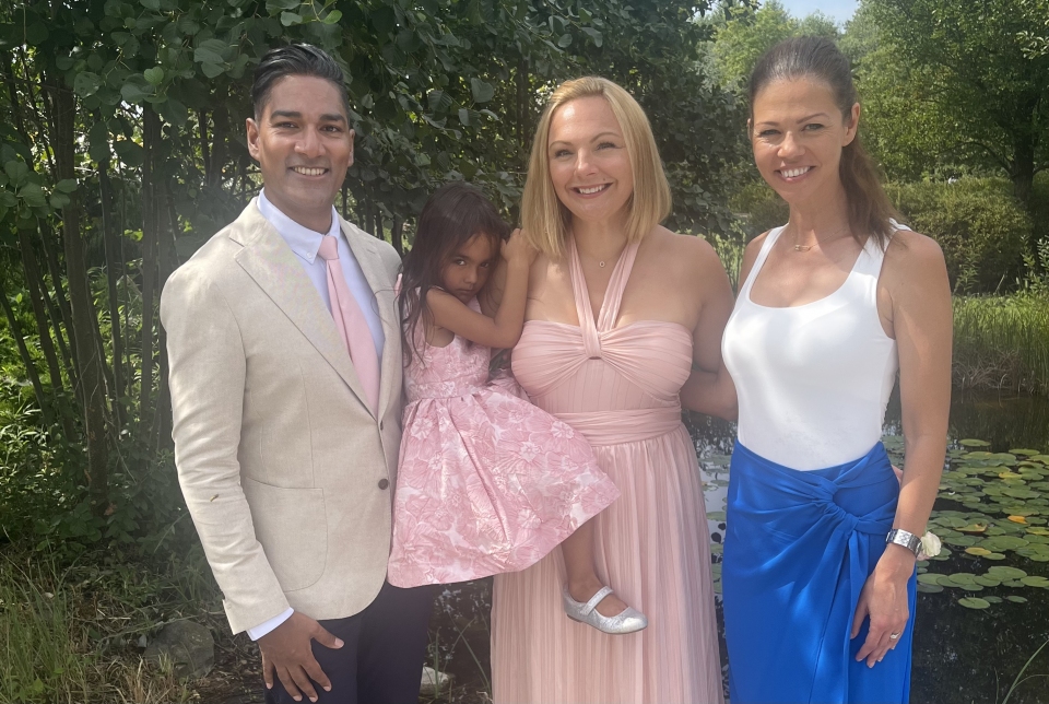 Jay és Chris angol nyelvű fogadalom megerősítő szertartása | 10. házassági évforduló | Aquaword Hotel Budapest