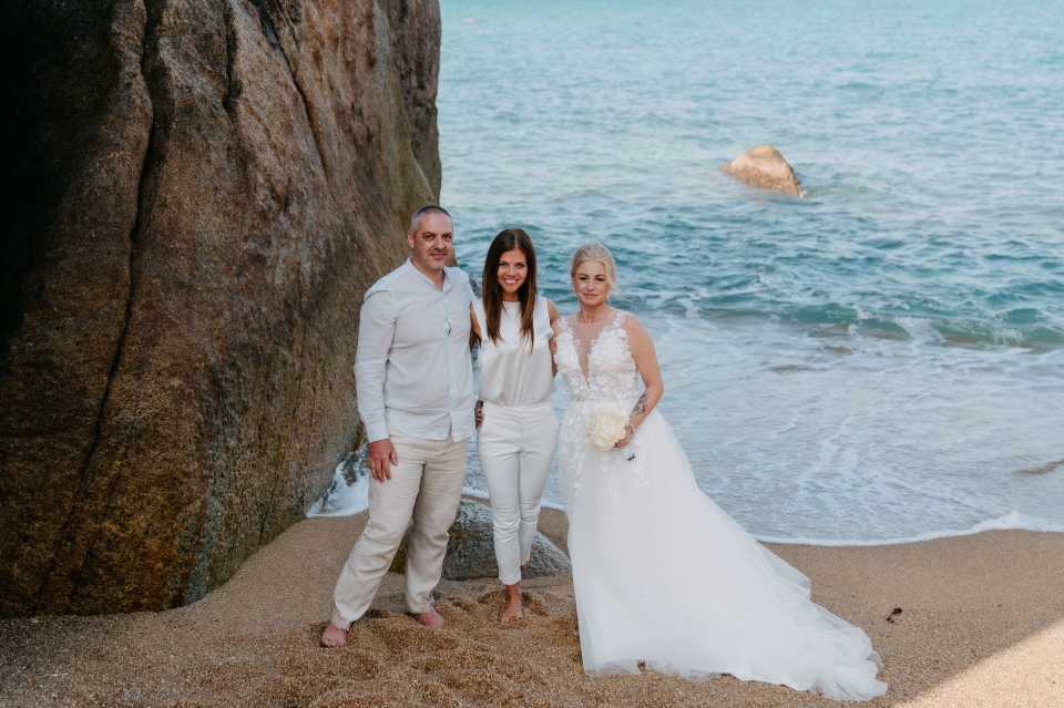 Esküvői szertartás Thaiföldön Koh Samui Szigetén | Alexandra és Zsolt meghitt esküvői szertartása