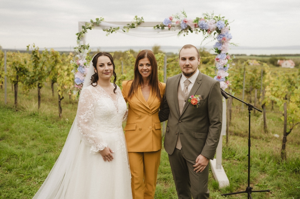 Bogi and Gábor’s wedding – ceremony officiating and wedding coordination at Tagyon Estate, Balaton