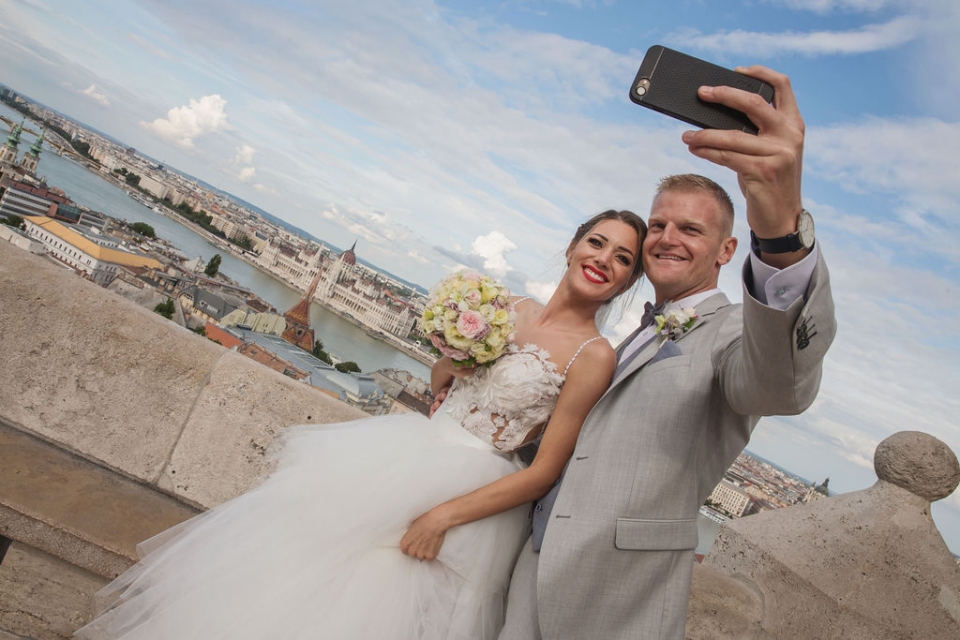 The wedding ceremony of our national water polo player Marci and his sweetheart Klaudia