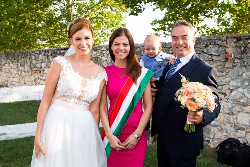 Ari és Foti magyar-angol nyelvű esküvői szertartása | Kilroy Was Here - Csákberény
