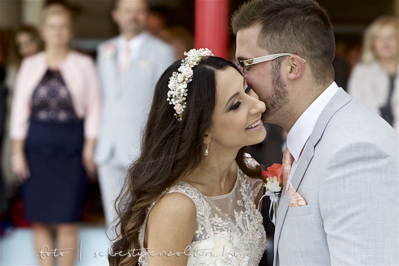Nemzetközi esküvői szertartás a Duna-parton | Anastasia&István