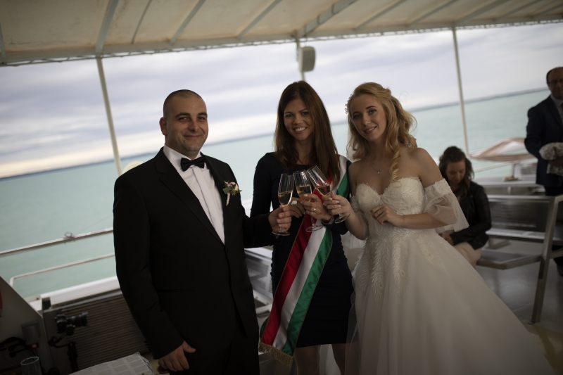 Hajós esküvő szertartás a Balatonon | Christyna és Gábor